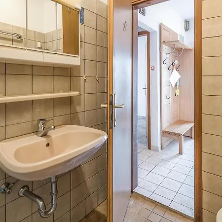 Apartamento Beautiful In With Wifi Poreč