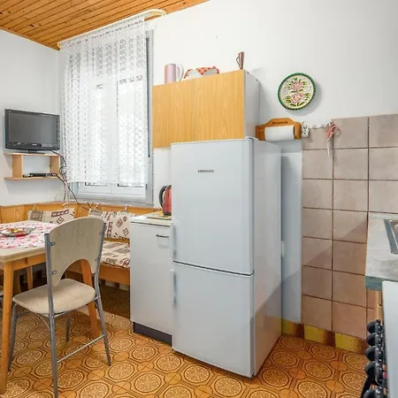 Appartamento Beautiful In With Wifi